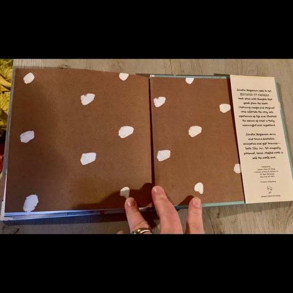 Set of 2 Sarah Magmasson Books - Picture 2 of 10